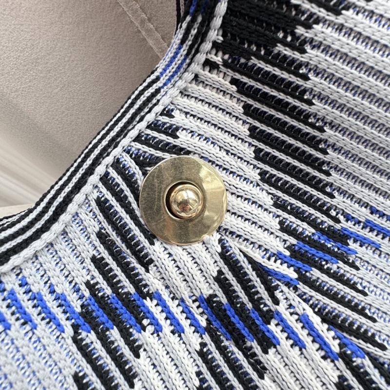 Bv*b*rry hobo bags